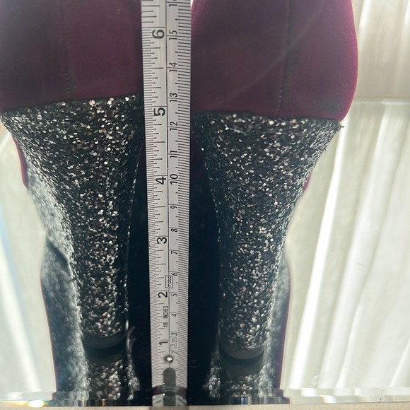 MICHAEL ANTONIO ULTRASUEDE BURGUNDY WEDGE PLATFORM BOOTIES SIZE 8 PURPLE - Picture 3 of 13